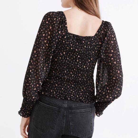 (Re)sourced Georgette Lucie Bubble-Sleeve Smocked Top in Stem Scatter - Picture 3 of 7